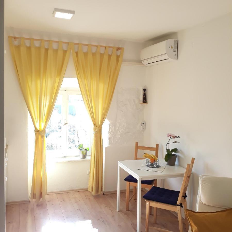 Studio Apartman "Nicole" Pula Exteriér fotografie